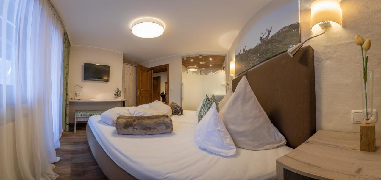 Hotel Landhaus Carla Mayrhofen Buitenkant foto